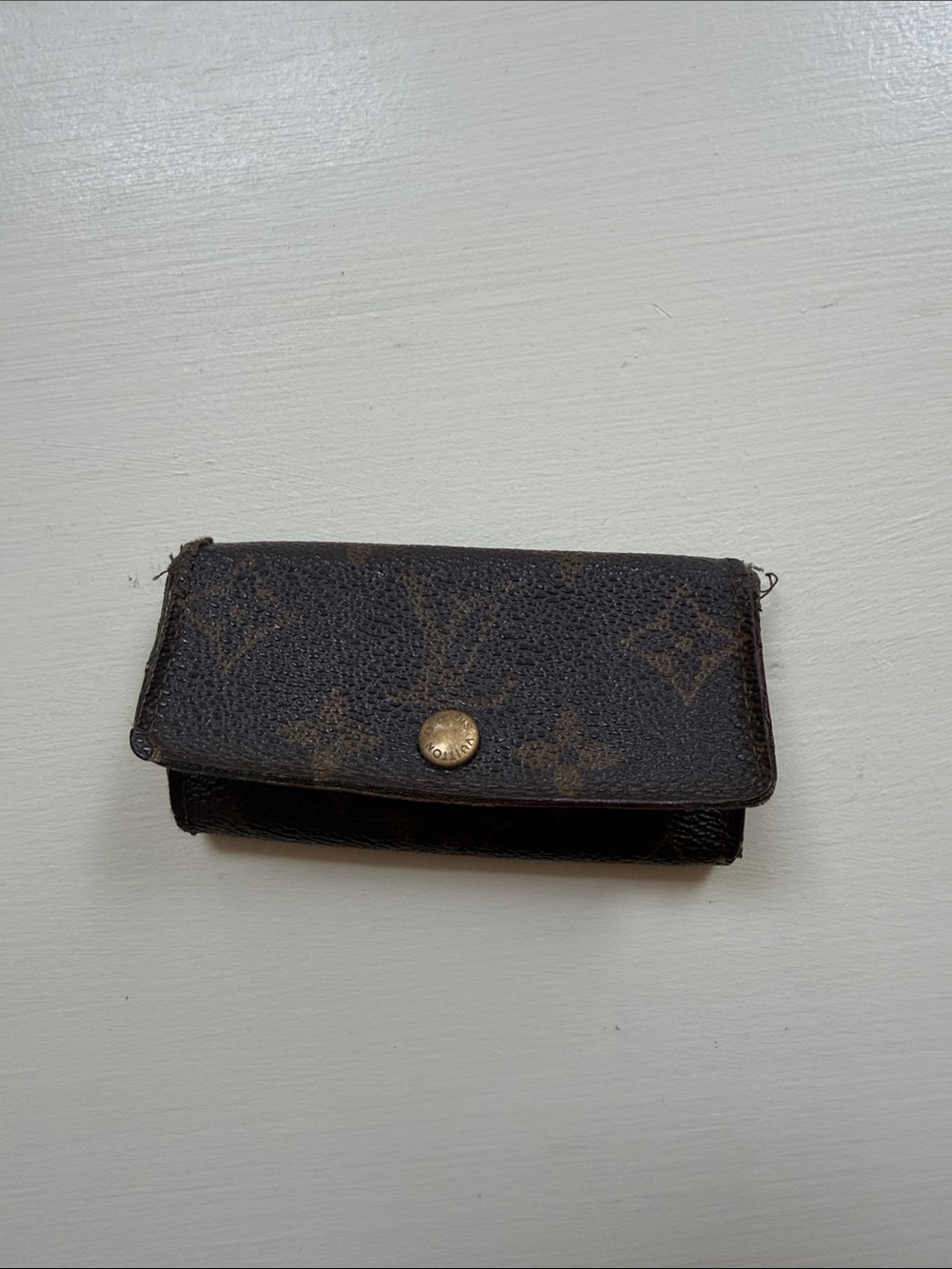 FREE Authentic Vintage Louis Vuitton Monogram 4 Key Holder Case - REHAB/PROJECT